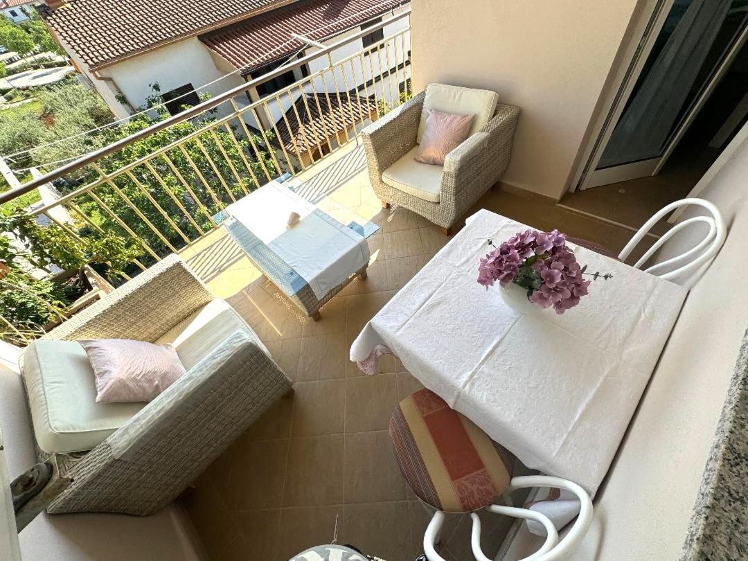 Apartments Ragusa Rovinj Exterior photo